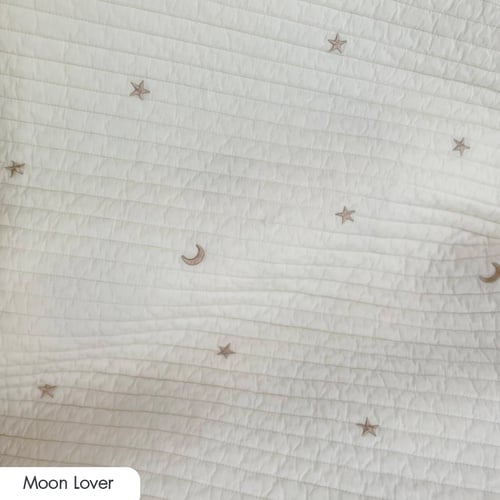 ผ้ารองศรีษะ/ผ้ารองบ่า ลาย moon lover