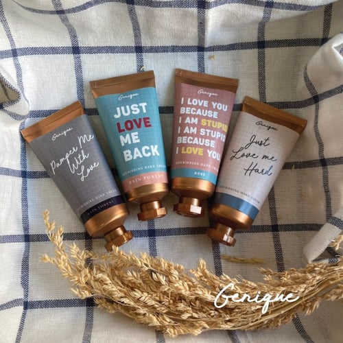 Nourishing hand cream  35 ml. หลอดละ 59