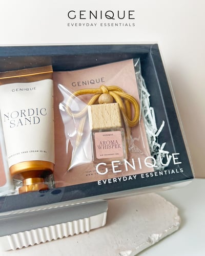 Genique พรีเมี่ยมเซท Giftset  คาร์อโรมา แอลกอฮอล์+hand cream+น้ำหอมปรับอากาศ