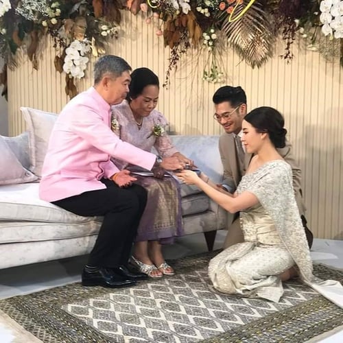 Snack Box  แขวง  สีลม  สุริยวงศ์  สี่พระยา   |   ขนมเบรค  - Phoenix Lava