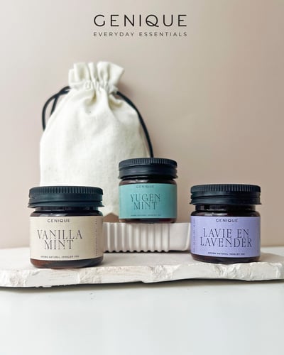 Genique พรีเมี่ยมเซท Giftset Happy ยาดมขวดสีชา 3 ขวด ในถุงผ้า