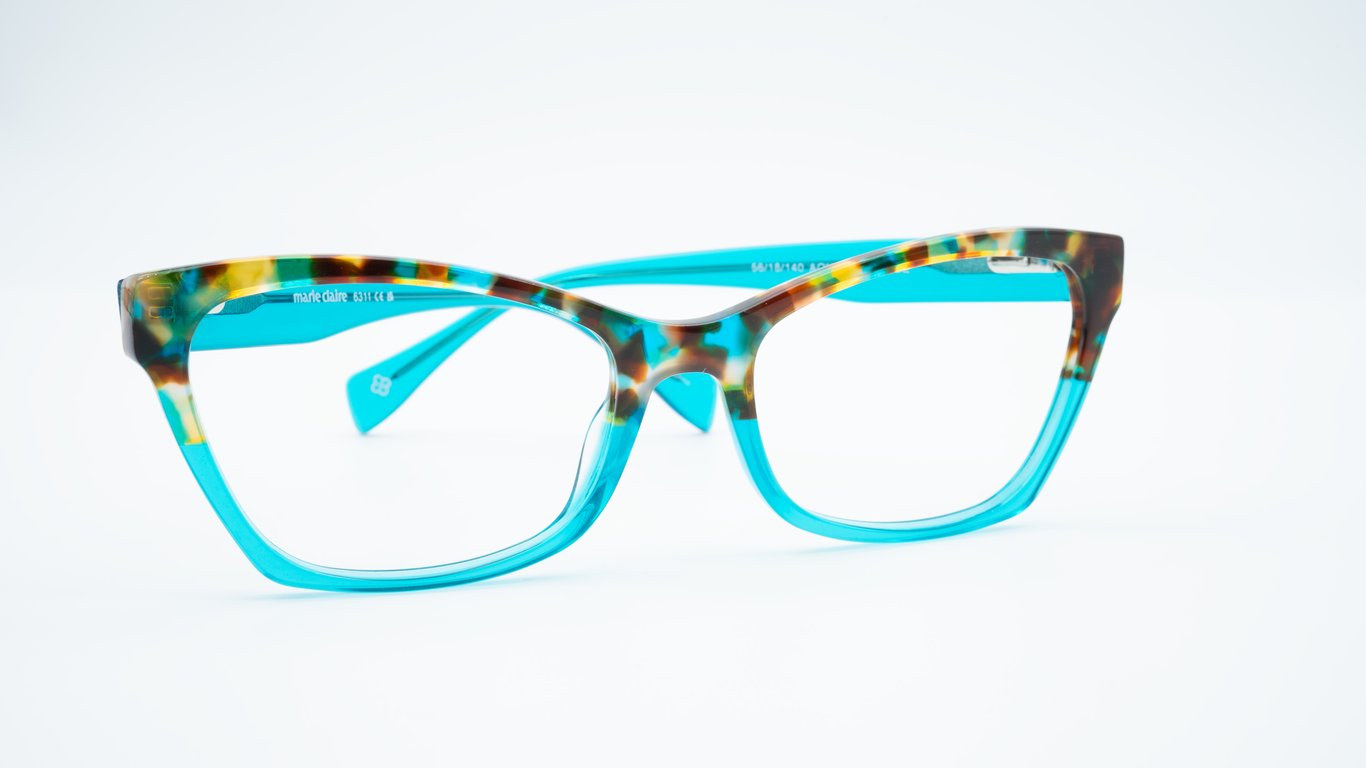 womens eyeglasses