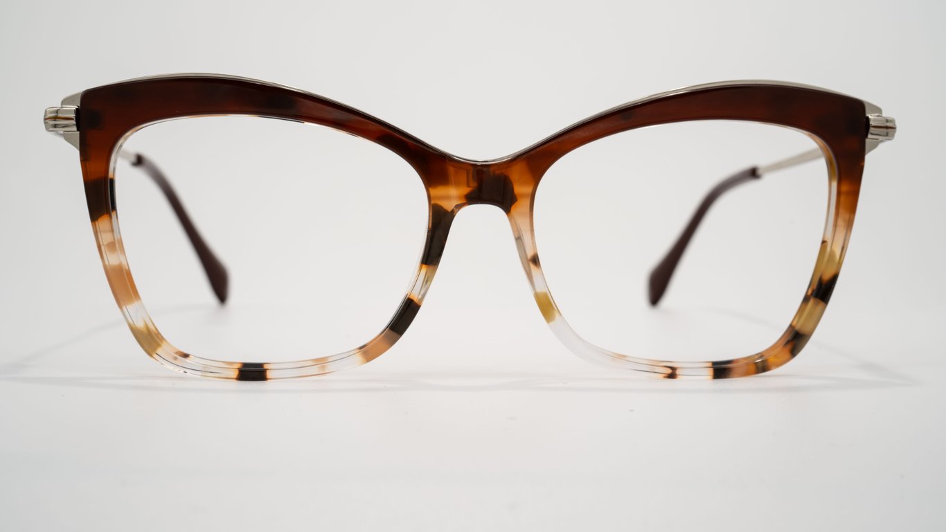 Sophisticaed Blend Brown Gold