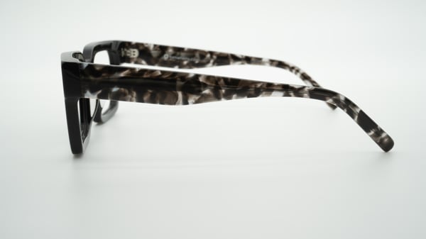 Santiago Black de Frame Fiesta