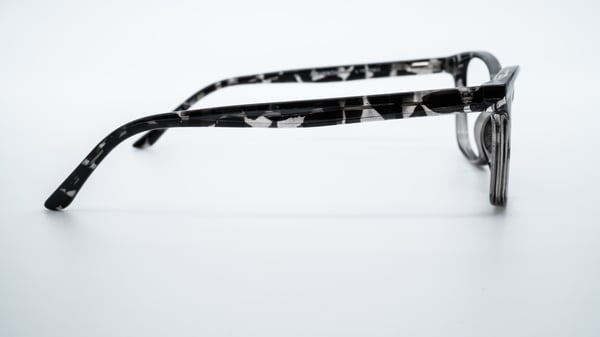 Advantage W906 Black Tortoise Fade