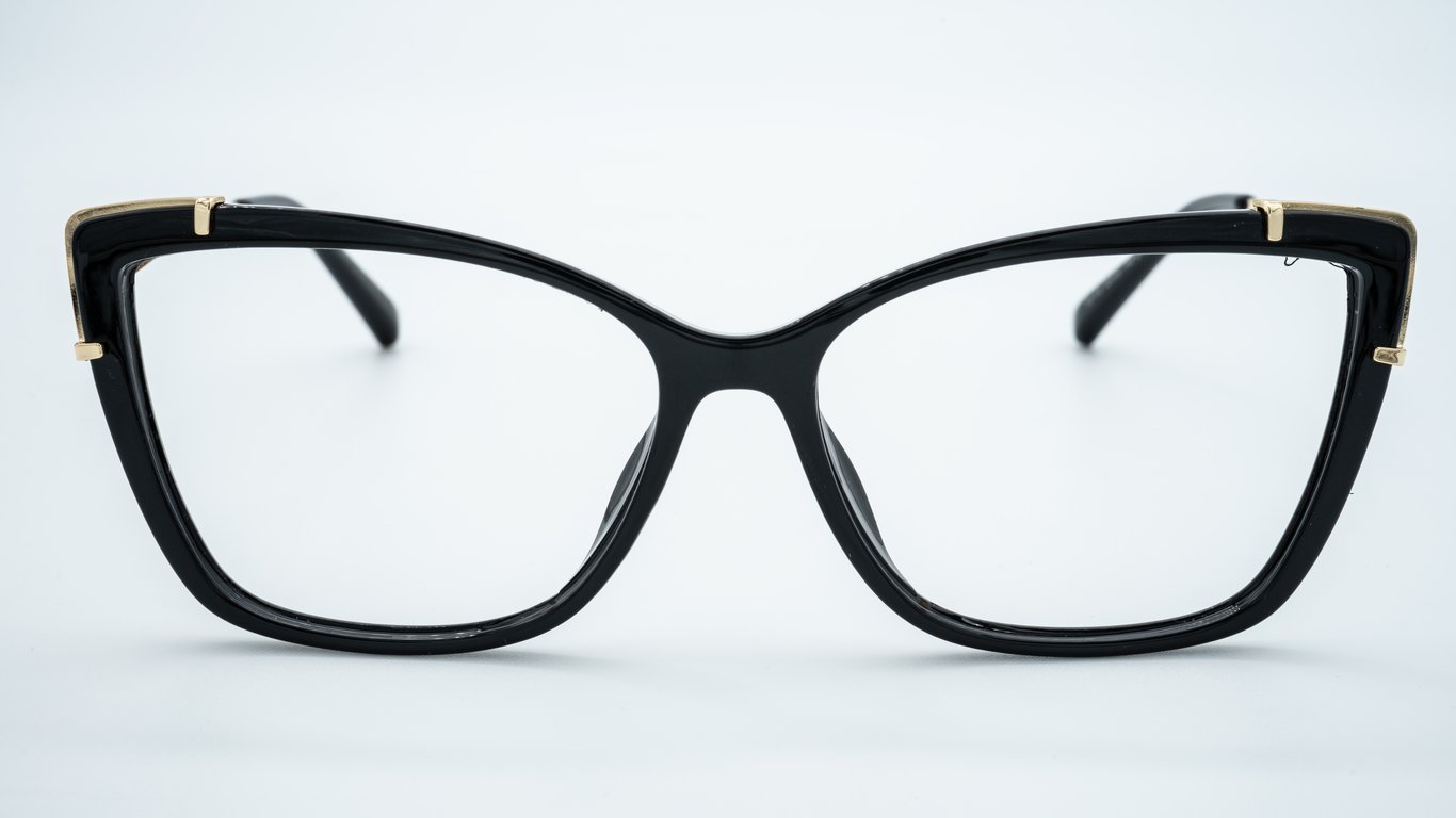 Allure Black