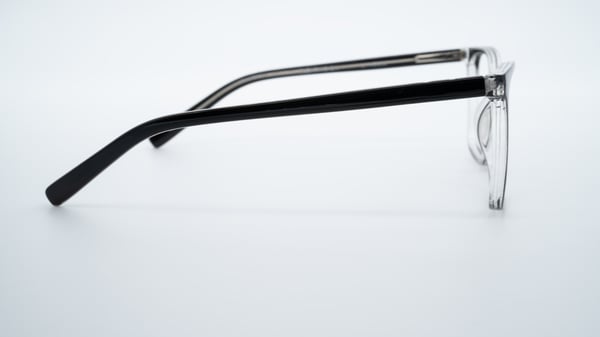 Advantage W913 Black Crystal Laminate