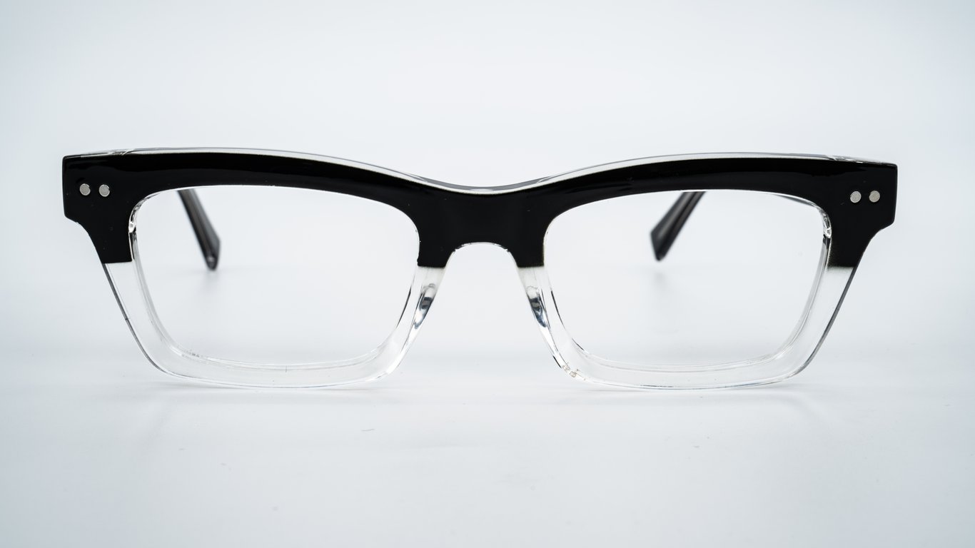 Metropolitan Edge Black