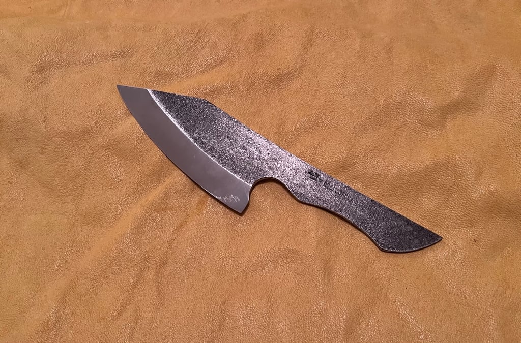 small kitchen knife