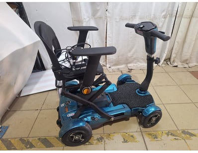 S26 Auto Folding Scooter

