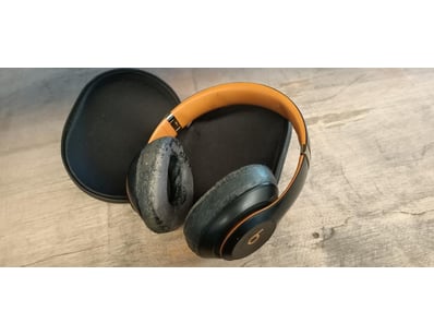 Home Entertainment, Audio & Computers (A978) - Lot 34