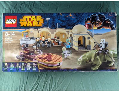 **UNRESERVED** LIFETIME COLLECTION OF LEGO PART... - Lot 314