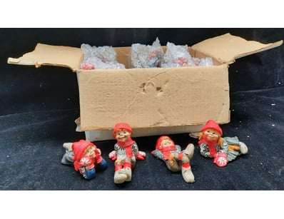 Antiques, Vintage & Interior Treasures (A1008) - Lot 230