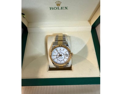 Luxury Watches (A980) - Lot 921