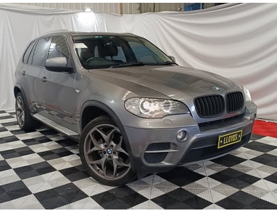 Passenger, Luxury & Commercial Vehicles Auction - Lot 900