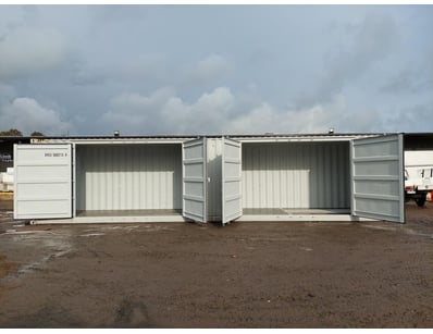UNRESERVED Sydney Factory Direct Fences, Sheds &... - Lot 10