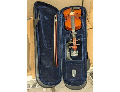 Gadgets, Music & Pastimes (A978) - Lot 406