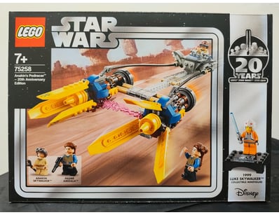 **UNRESERVED** COOKIE'S LIFETIME COLLECTION OF ... - Lot 611