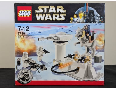 **UNRESERVED** COOKIE'S LIFETIME COLLECTION OF ... - Lot 566