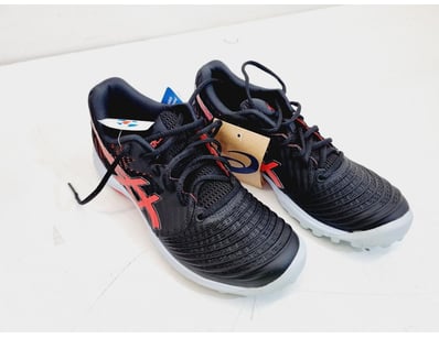 Major Brand Apparel & Footwear Liquidation Even... - Lot 294