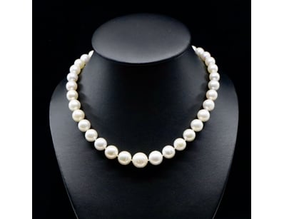 Luxury Jewellery (A987) - Lot 4405