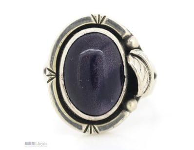 STERLING SILVER AND GEMSTONE, VINTAGE RING     

R...
