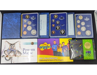 Banknotes & Coins (A989) - Lot 3211