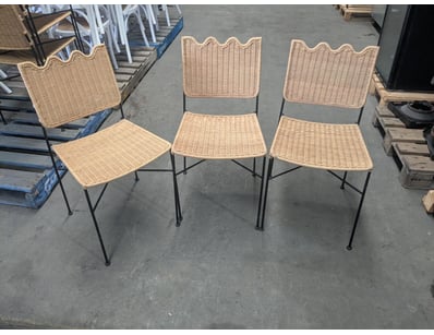 Set of 3 contemporary wicker dining chairs featuri...