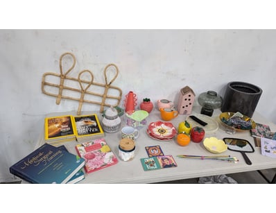 House & Homewares (A978) - Lot 794