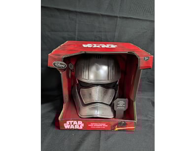 **UNRESERVED** LIFETIME COLLECTION OF LEGO PART... - Lot 844