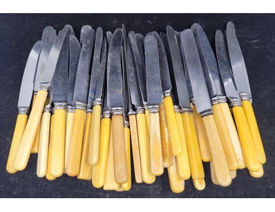 Antiques, Vintage & Interior Treasures (A1004) - Lot 584