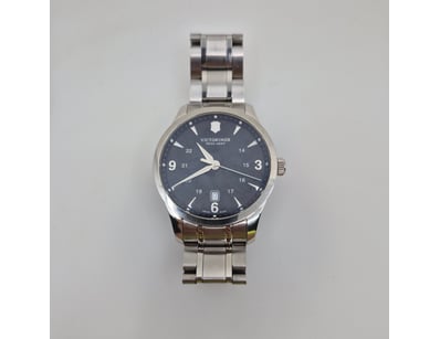 Affordable Watch Market (A980) - Lot 6400