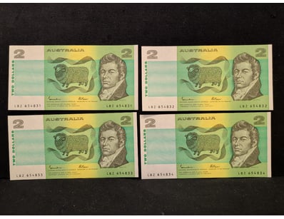 AUSTRALIAN $2 BANKNOTES - SEQUENTIAL SERIAL NUMBER...