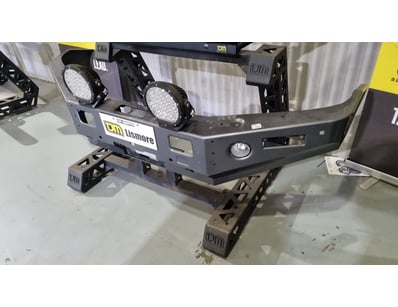 MOSTLY UNRESERVED 4x4 WORKSHOP BUSINESS CLOSURE ... - Lot 14