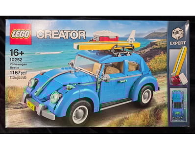 **UNRESERVED** COOKIE'S LIFETIME COLLECTION OF ... - Lot 299