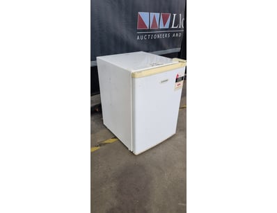 Whitegoods & Appliances (SAA975) - Lot 4853