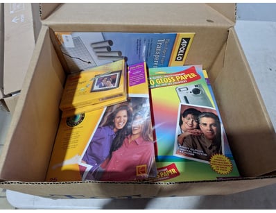 Assorted Office Lot

Inludes Various Picture Paper...