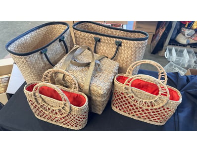 Assorted selection of woven bags

