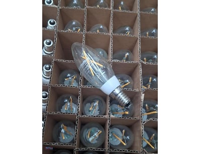 Egomaters LED candle lights (model CDN8W02-14).
...