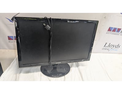 UNRESERVED Airport - Lost Property Part 2 (A984) - Lot 51