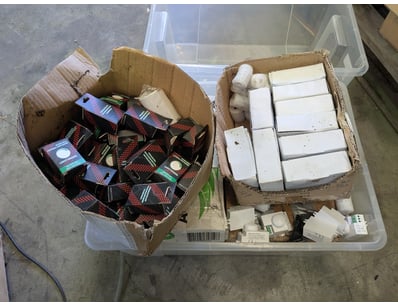 Bulk lot of electrical components and lighting fix...