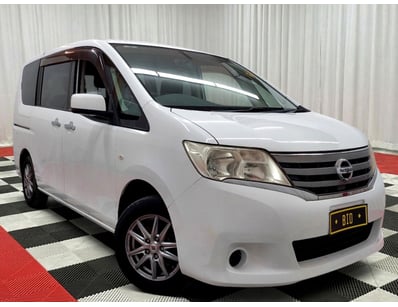 <b>2011 Nissan Serena - White - 88,869km - 4-Cylin...
