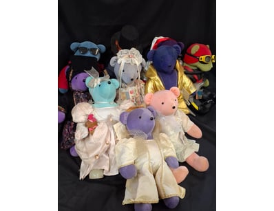 NORTH AMERICAN BEAR COLLECTION

Item Size: Height:...