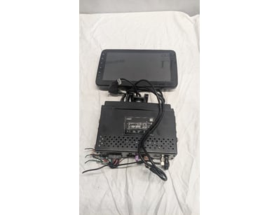 UNRESERVED Airport - Lost Property (A980) - Lot 659