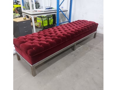 Red Velvet Lounge, 
Approx Dimensions 
H55 x W250 ...