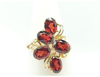 Affordable Jewellery Market (A1004) - Lot 673