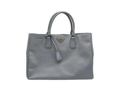 Designer Vault (A982) - Lot 4504