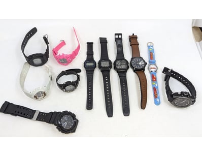 UNRESERVED Airport - Lost Property (A980) - Lot 196