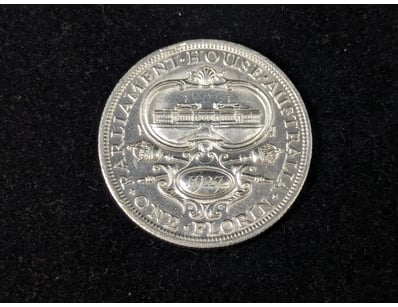 1927 AUSTRALIAN 8 PEARL PARLIAMENT HOUSE FLORIN
...