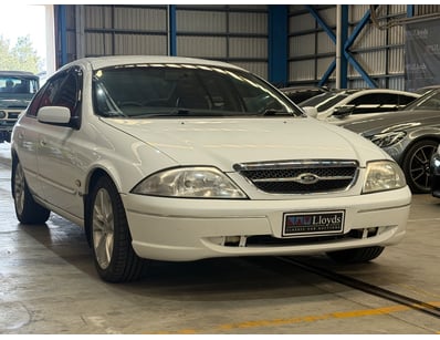 <b>1998 Ford Fairmont AU Sedan - White - 277,376km...